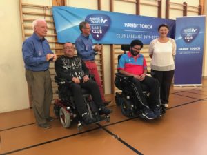 Remise Label club FFH au club Handi Touch'